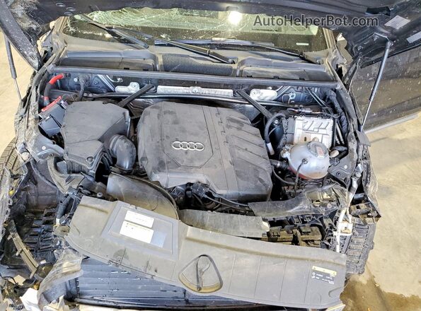 WA1CAAFYXM2102228 2021 AUDI Q5 Charcoal Widok komory silnika