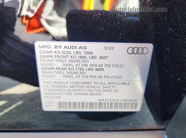 WA1CAAGE1RB049267 2024 AUDI Q8 Черный Вид подкапотного пространства