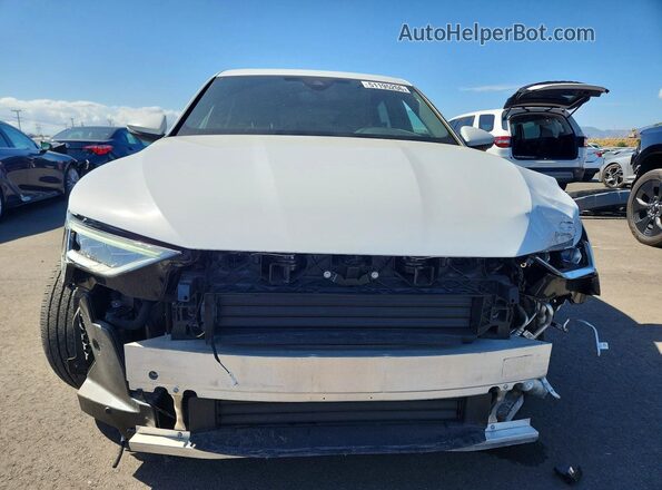 WA1CAAGE4RB010463 2024 AUDI Q8 Белый Вид спереди