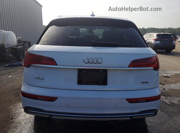 WA1CABFY5M2011292 2021 AUDI Q5 White Հետևի տեսք
