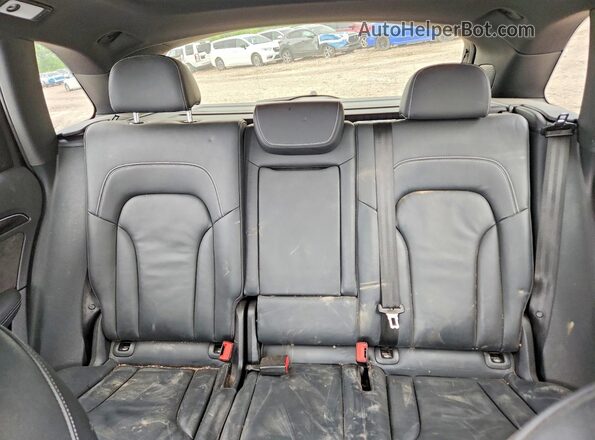 WA1CCAFP8GA022471 2016 AUDI SQ5 Silver Rear seats view