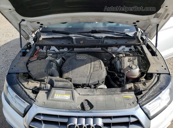 WA1CNAFY2J2200136 2018 AUDI Q5 White Engine compartment view