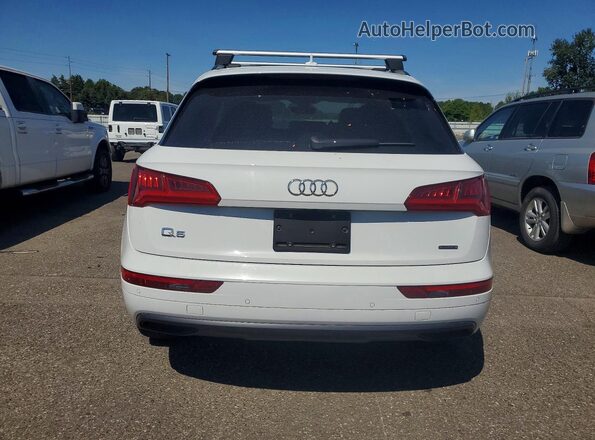 WA1CNAFY3K2017698 2019 AUDI Q5 White უკანა ხედი