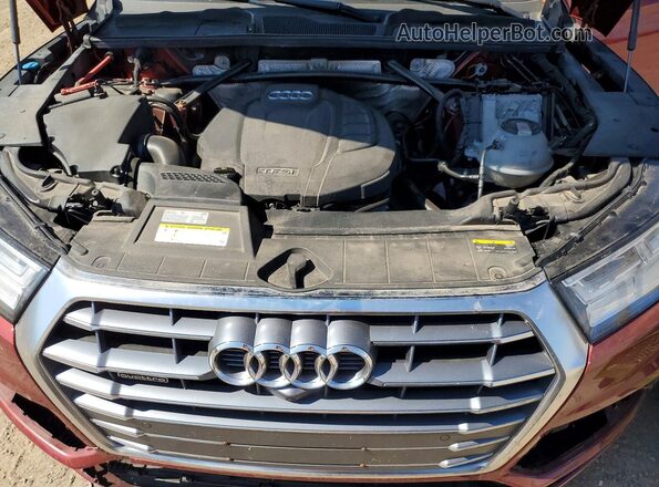 WA1CNAFY6J2248657 2018 AUDI Q5 Red Vista del compartimento del motor