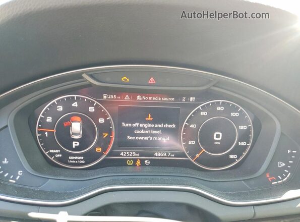 WA1CNAFY6J2248657 2018 AUDI Q5 Red Vista del cuadro de instrumentos