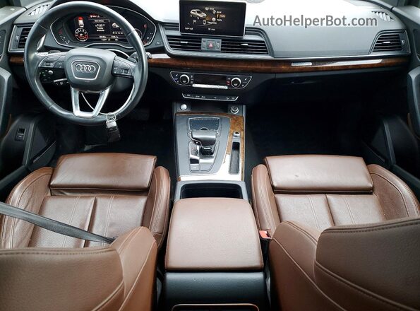 WA1CNAFY7J2070192 2018 AUDI Q5 Угольный Вид панели приборов