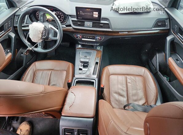 WA1CNAFY7J2201900 2018 AUDI Q5 White Вид панелі приладів
