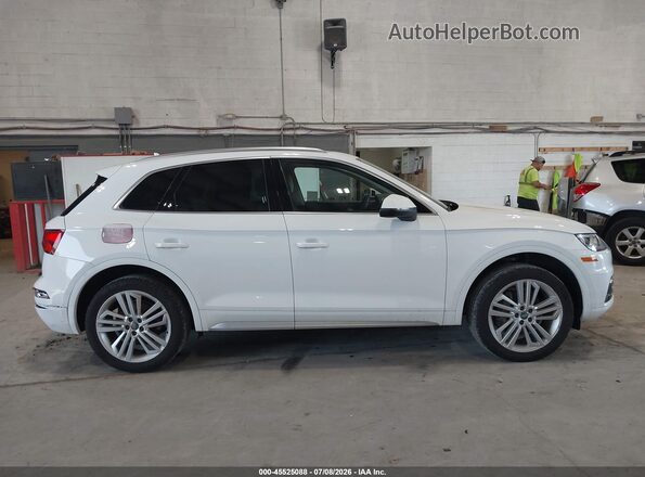 WA1CNAFYXJ2136329 2018 AUDI Q5 White Vista interior de 360 grados