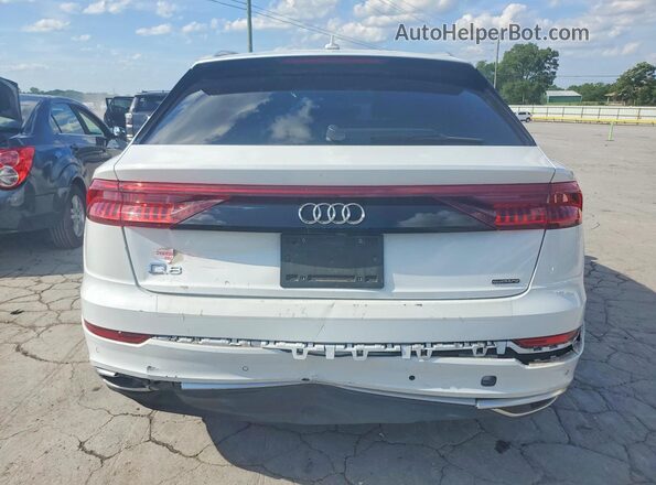WA1CVAF10KD044431 2019 AUDI Q8 Белый Вид сзади