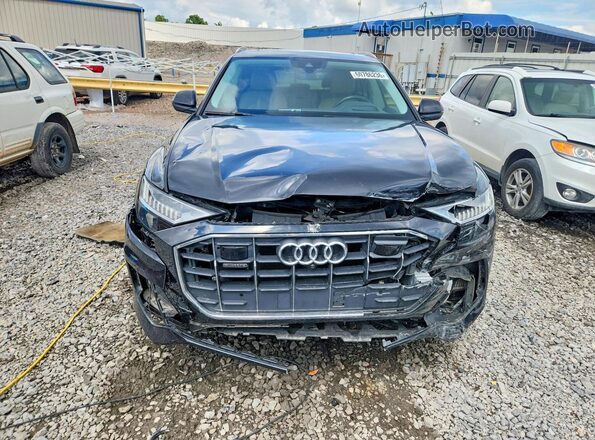 WA1CVAF13KD044472 2019 AUDI Q8 Black Front view