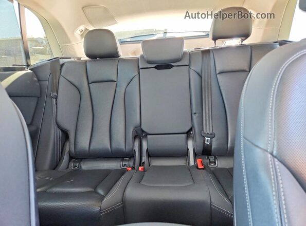 WA1CVAF17KD015296 2019 AUDI Q8 Black უკანა სავარძლების ხედი