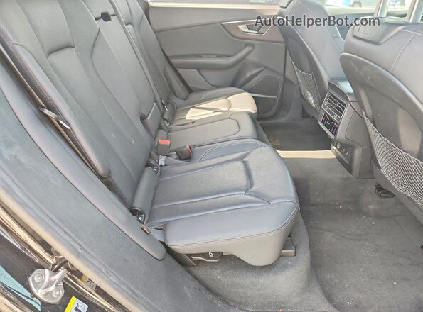 WA1CVBF12PD006860 2023 AUDI Q8 Black Вид задніх сидінь