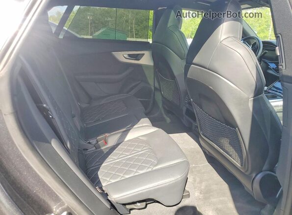WA1CWBF10ND004924 2022 AUDI SQ8 Gray Widok wnętrza z tyłu