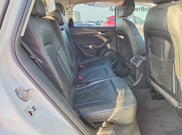 WA1D7AFP7HA032077 2017 AUDI Q5 White Vista interior trasera