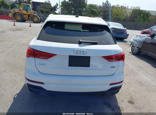 WA1DECF30L1057068 2020 AUDI Q3 Белый 