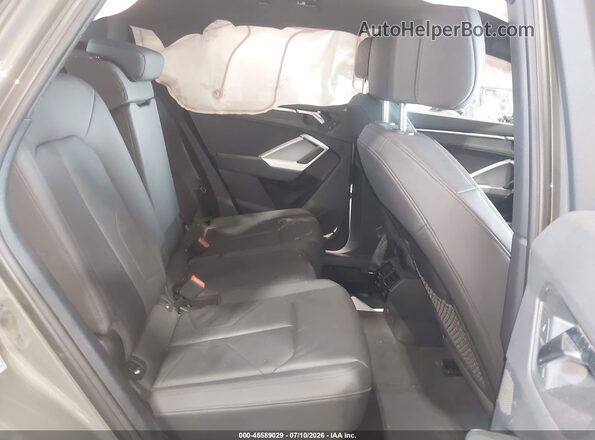 WA1DECF30M1051529 2021 AUDI Q3 Gray Widok naklejki z numerem VIN