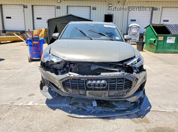 WA1DECF30M1142560 2021 AUDI Q3 Gray Vista frontal