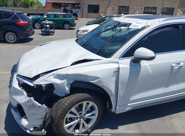 WA1DECF30N1149252 2022 AUDI Q3 White ხელსაწყოთა პანელის ხედი