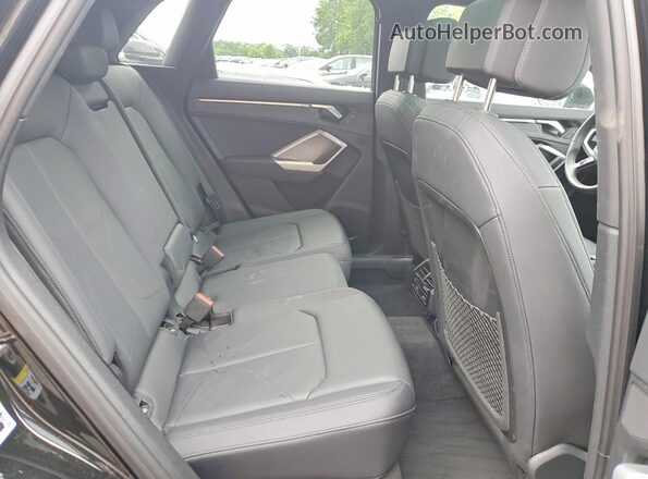 WA1DECF30S1048000 2025 AUDI Q3 Black უკანა სალონის ხედი