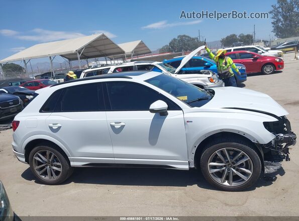 WA1DECF30S1099495 2025 AUDI Q3 White Սալոնի 360 աստիճան տեսք
