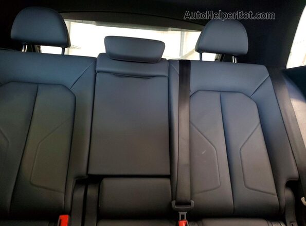 WA1DECF31M1040636 2021 AUDI Q3 White უკანა სავარძლების ხედი