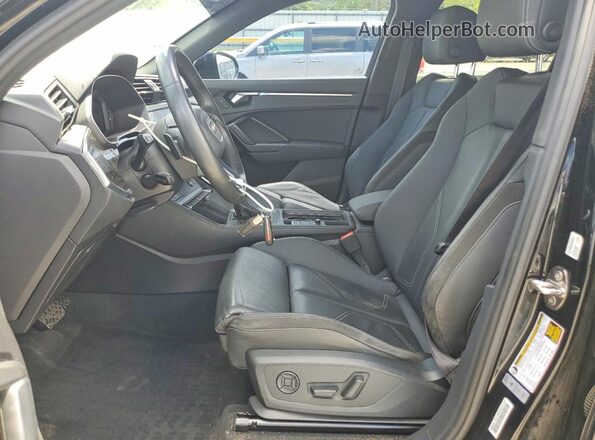 WA1DECF31M1156127 2021 AUDI Q3 Black Вид салону спереду
