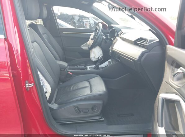 WA1DECF31N1023840 2022 AUDI Q3 Red Սալոնի դիմացի տեսք