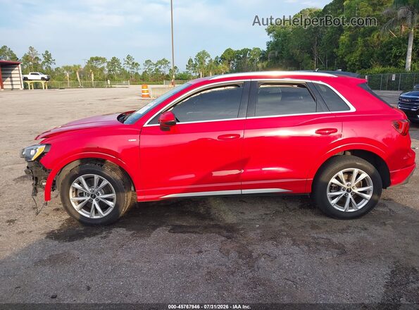 WA1DECF31N1023840 2022 AUDI Q3 Red Սալոնի 360 աստիճան տեսք