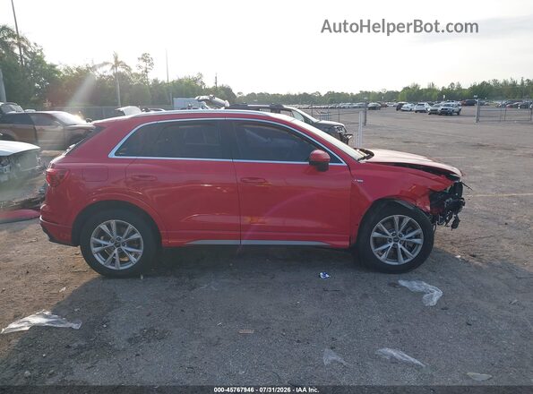 WA1DECF31N1023840 2022 AUDI Q3 Red Սալոնի հետևի տեսք