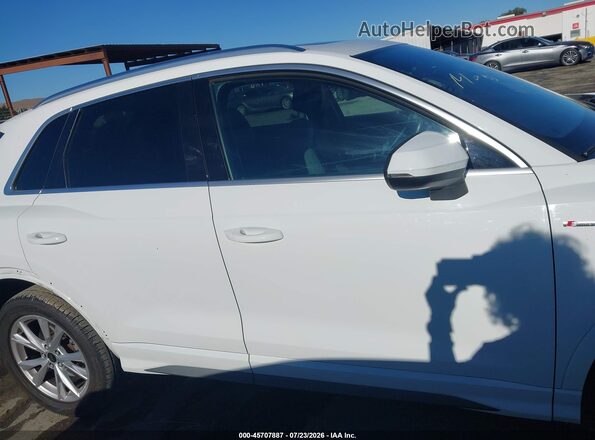 WA1DECF31R1061400 2024 AUDI Q3 White Панорамний вид салону 360°