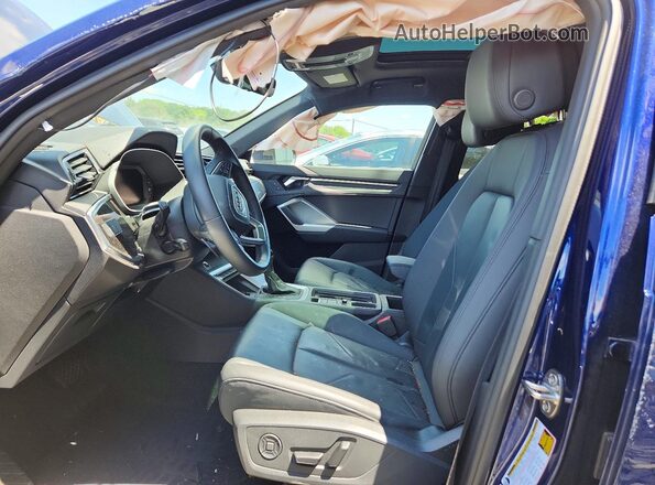 WA1DECF31R1159312 2024 AUDI Q3 Blue წინა სალონის ხედი