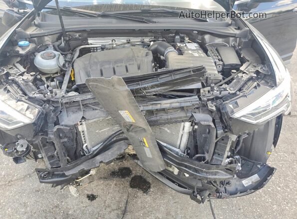WA1DECF31R1160119 2024 AUDI Q3 Black Вид підкапотного простору