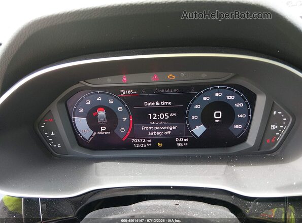 WA1DECF32M1014207 2021 AUDI Q3 Gray Widok tylnych siedzeń