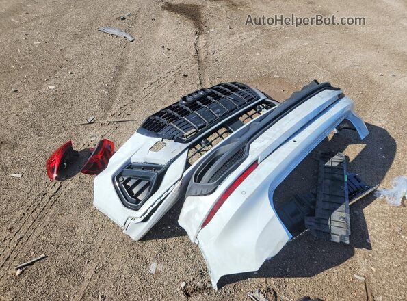 WA1DECF33N1134079 2022 AUDI Q3 Белый Вид подкапотного пространства