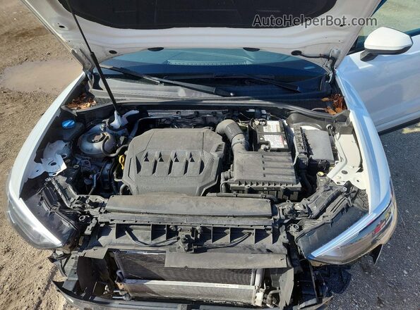 WA1DECF33N1134079 2022 AUDI Q3 Белый Вид задней части салона