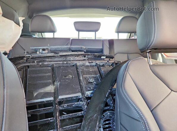 WA1DECF33S1031384 2025 AUDI Q3 Black Vista de los asientos traseros