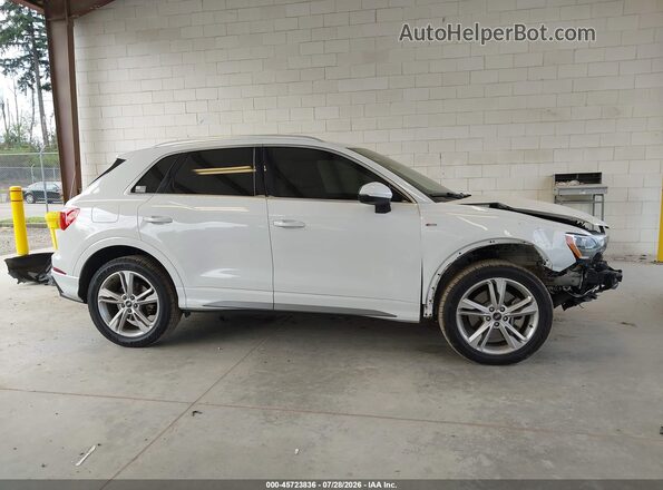 WA1DECF34N1010225 2022 AUDI Q3 Белый Панорамный вид салона 360°