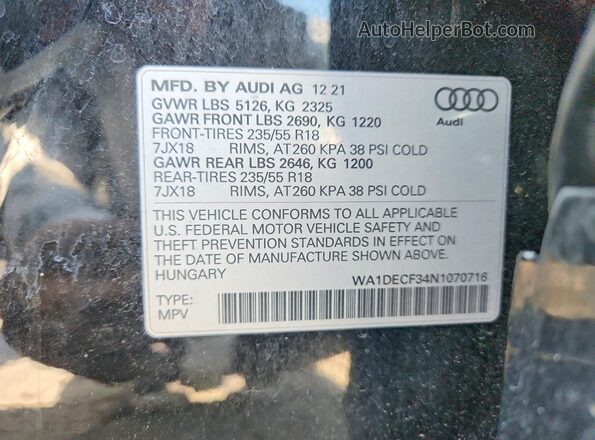 WA1DECF34N1070716 2022 AUDI Q3 Black Widok komory silnika