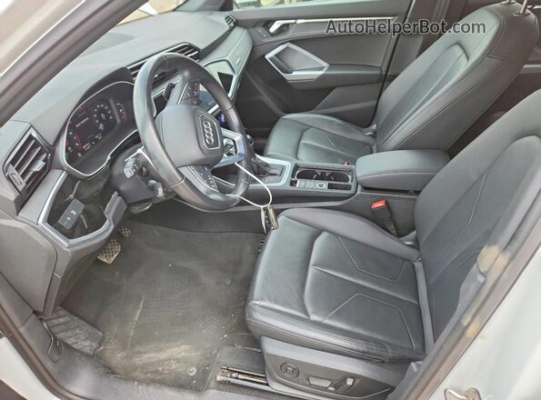 WA1DECF34P1044118 2023 AUDI Q3 White Սալոնի դիմացի տեսք