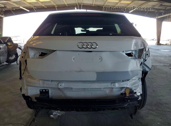 WA1DECF34R1054232 2024 AUDI Q3 White Widok z tyłu