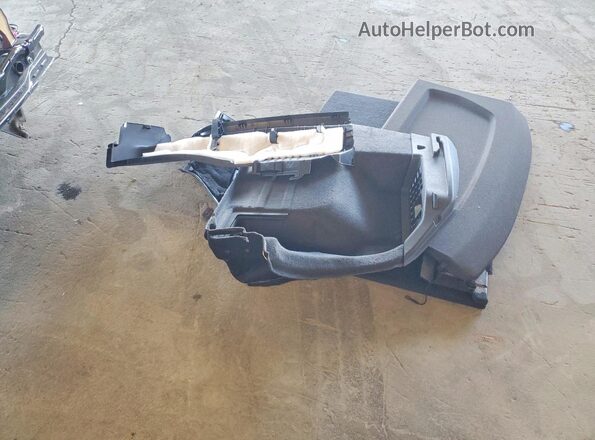 WA1DECF34R1054232 2024 AUDI Q3 White Widok naklejki z numerem VIN