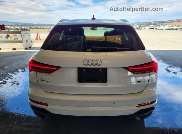 WA1DECF34S1014660 2025 AUDI Q3 White Հետևի տեսք