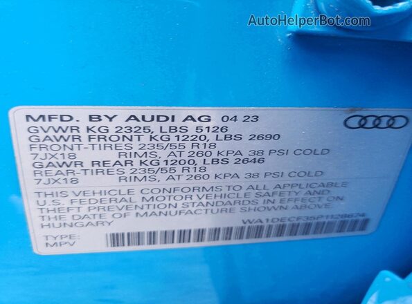 WA1DECF35P1128674 2023 AUDI Q3 Blue Vista de la etiqueta del VIN