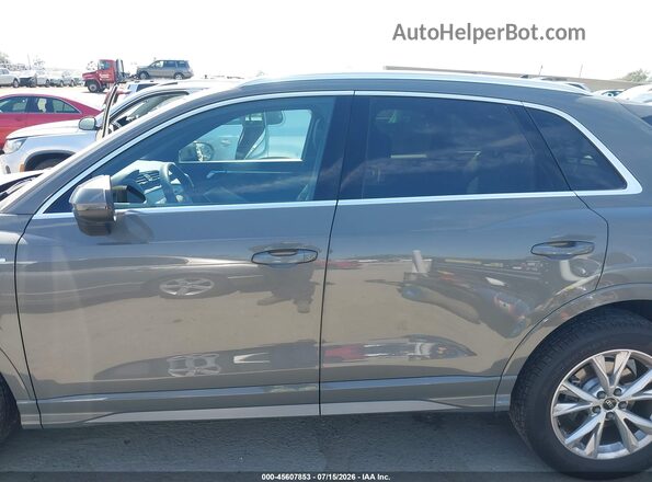 WA1DECF35R1123767 2024 AUDI Q3 Gray 360 interior view