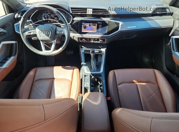 WA1DECF36N1145366 2022 AUDI Q3 White Առջևի վահանակի տեսք
