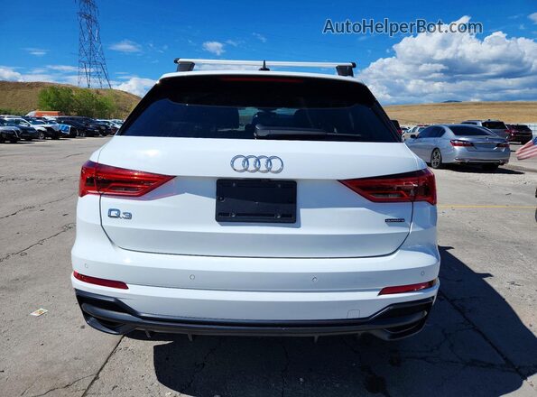 WA1DECF36N1145366 2022 AUDI Q3 White Հետևի տեսք