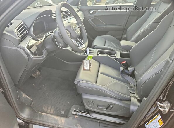 WA1DECF36S1054738 2025 AUDI Q3 Black Front interior view