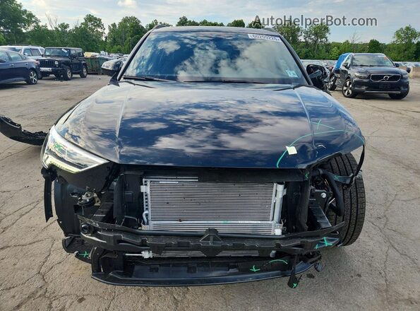 WA1DECF36S1054738 2025 AUDI Q3 Black Front view