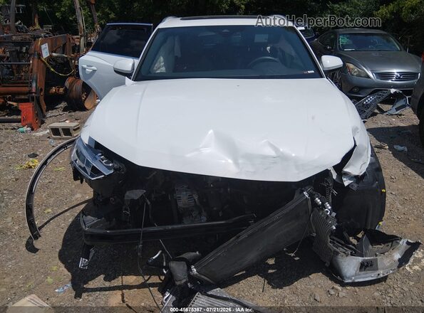 WA1DECF37S1029931 2025 AUDI Q3 White Vista interior trasera