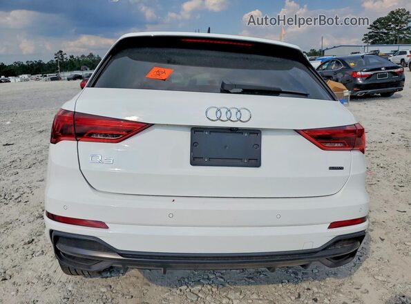WA1DECF38N1094341 2022 AUDI Q3 White Widok z tyłu